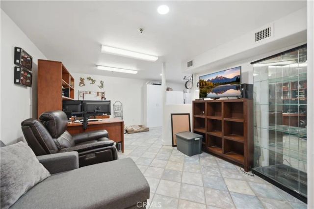 525 Calle Encanto, El Cajon, CA 92019