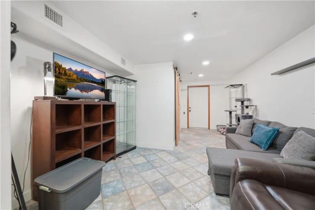 525 Calle Encanto, El Cajon, CA 92019
