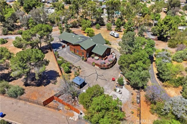 525 Calle Encanto, El Cajon, CA 92019