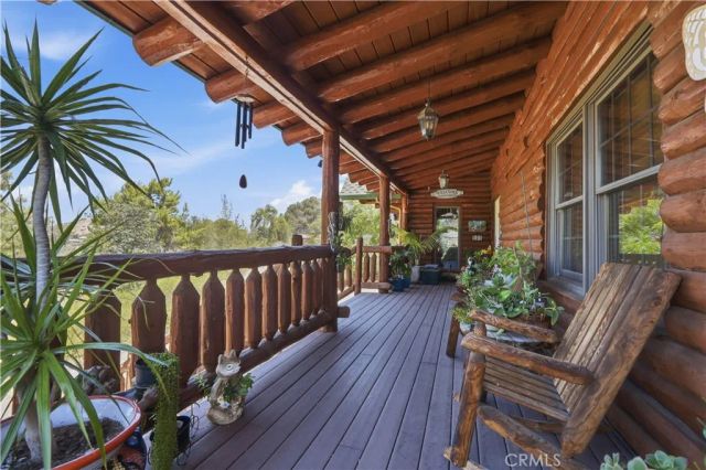 525 Calle Encanto, El Cajon, CA 92019