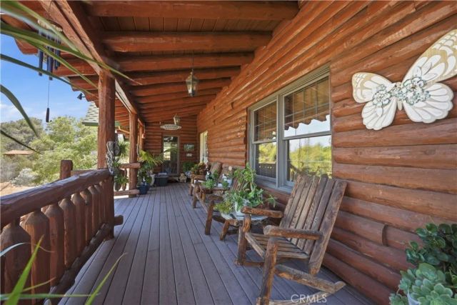 525 Calle Encanto, El Cajon, CA 92019