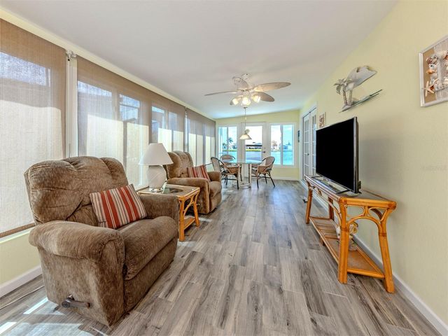 98 LAKEVIEW DRIVE, North Port, FL 34287