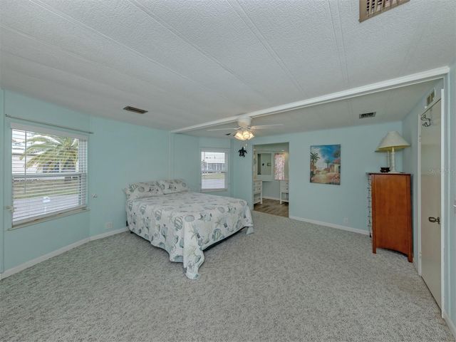 98 LAKEVIEW DRIVE, North Port, FL 34287