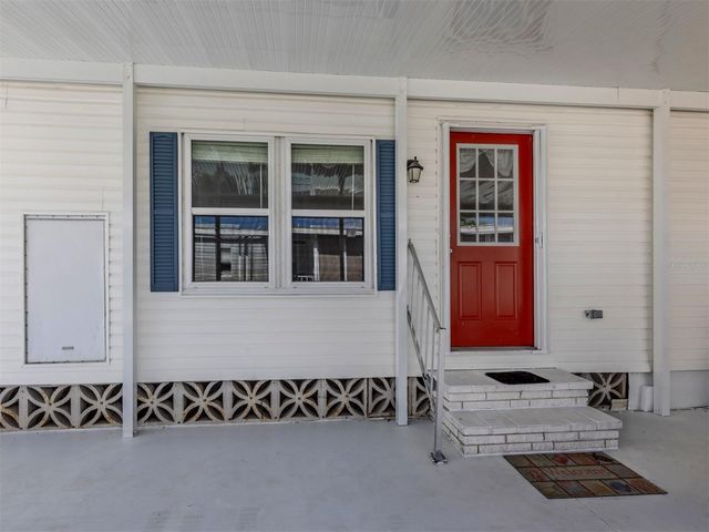 98 LAKEVIEW DRIVE, North Port, FL 34287