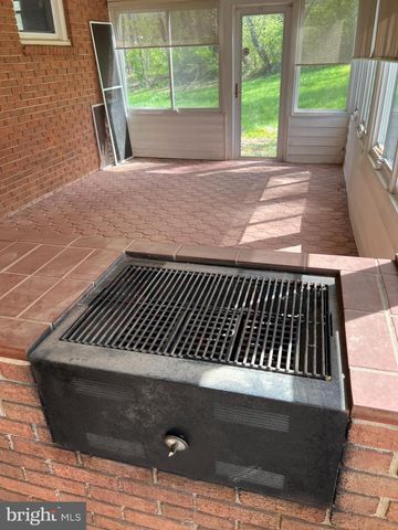 15811 HOTT LN, Sharpsburg, MD 21782