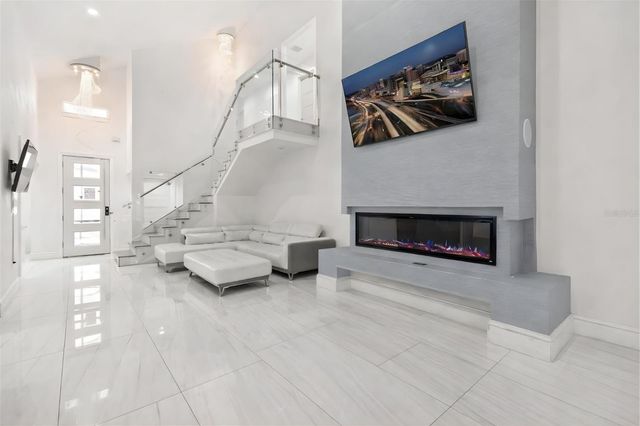 2561 MONTEGO BAY BOULEVARD, Kissimmee, FL 34746