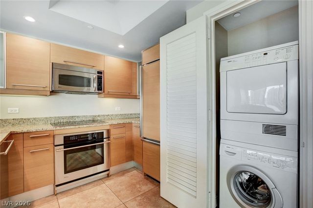 222 Karen Avenue 2805, Las Vegas, NV 89109