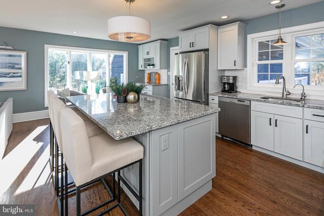 10 TALL TIMBERS DR, Princeton, NJ 08540