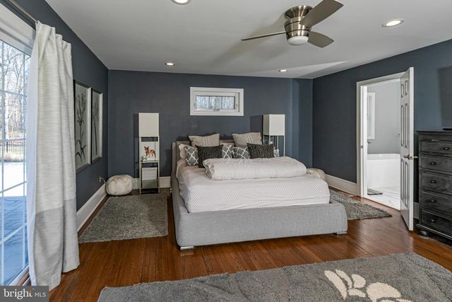 10 TALL TIMBERS DR, Princeton, NJ 08540