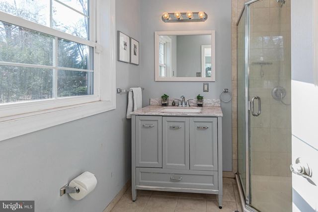 10 TALL TIMBERS DR, Princeton, NJ 08540