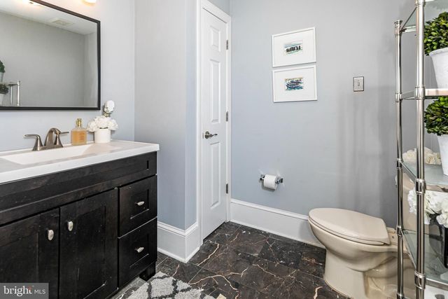 10 TALL TIMBERS DR, Princeton, NJ 08540