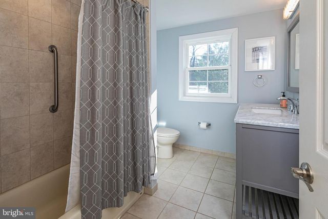 10 TALL TIMBERS DR, Princeton, NJ 08540