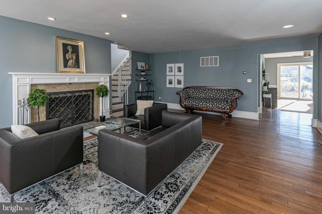 10 TALL TIMBERS DR, Princeton, NJ 08540