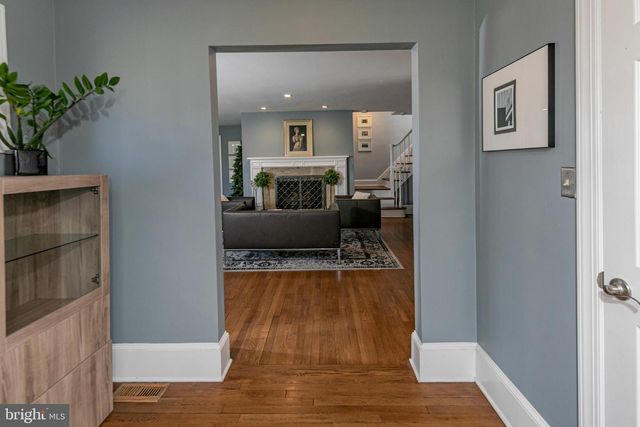 10 TALL TIMBERS DR, Princeton, NJ 08540