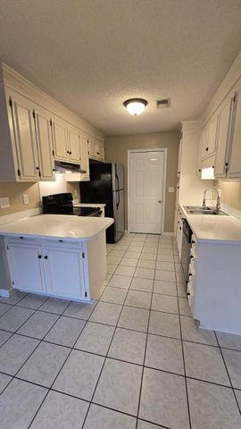 1308 Starling Road, Hanahan, SC 29410