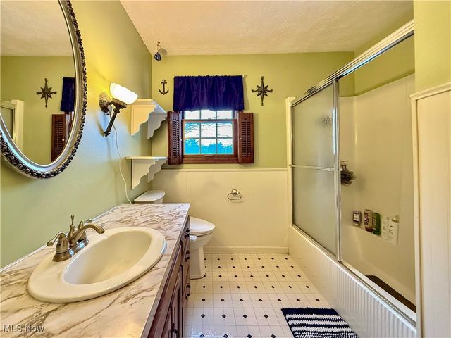 2470 Stiegler Road, Valley City, OH 44280