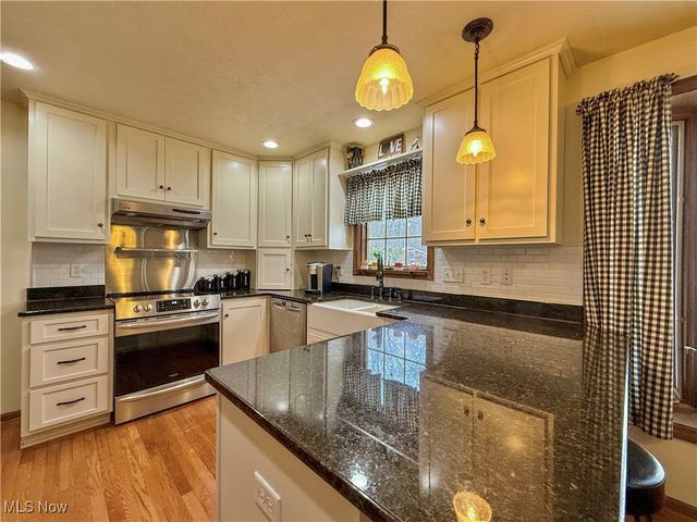 2470 Stiegler Road, Valley City, OH 44280