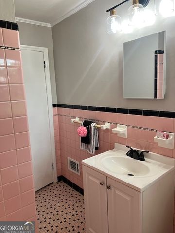 730 Sherwood Drive, Griffin, GA 30224
