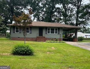 730 Sherwood Drive, Griffin, GA 30224