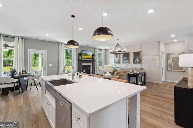 270 Linford Drive, Locust Grove, GA 30248