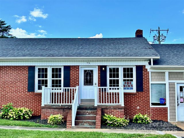 75 Rink Dam Road, Hickory, NC 28601