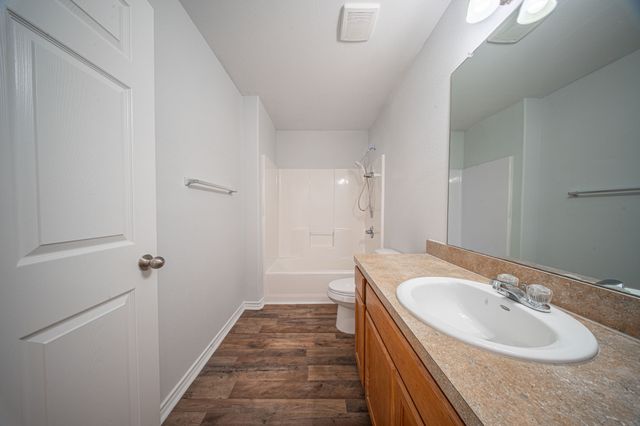 121 N Washburn Road, Bells, TX 75414