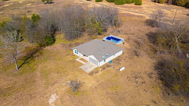 121 N Washburn Road, Bells, TX 75414