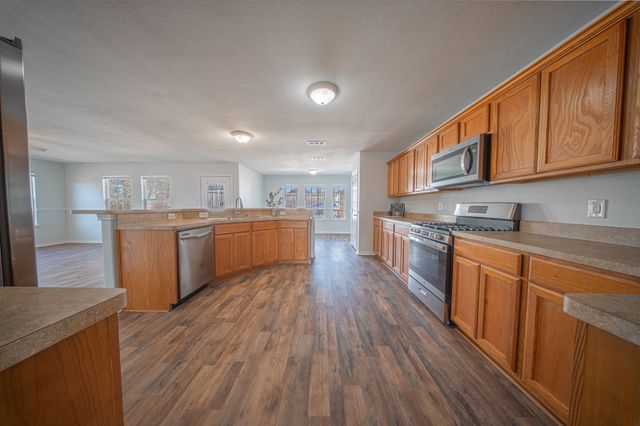 121 N Washburn Road, Bells, TX 75414