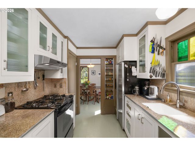 6421 N MISSISSIPPI Ave, Portland, OR 97217