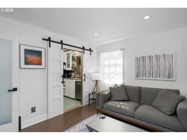 6421 N MISSISSIPPI Ave, Portland, OR 97217