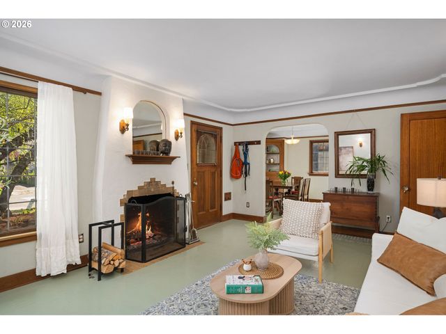 6421 N MISSISSIPPI Ave, Portland, OR 97217