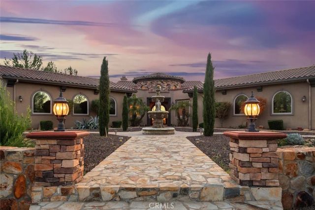 38355 Vista Del Bosque, Murrieta, CA 92562