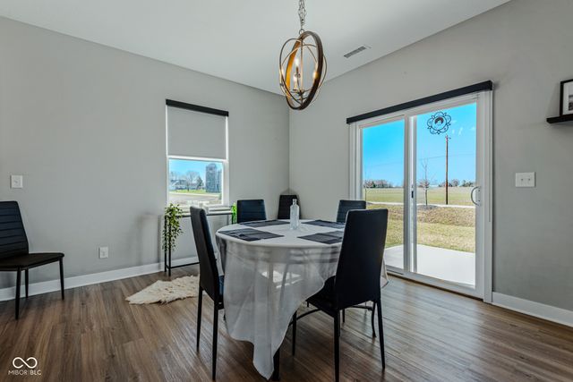 144 Bluestem Lane, Whiteland, IN 46184