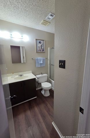 6402 Beech Trail, Converse, TX 78109