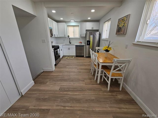 8035 Donna Street, Westland, MI 48185