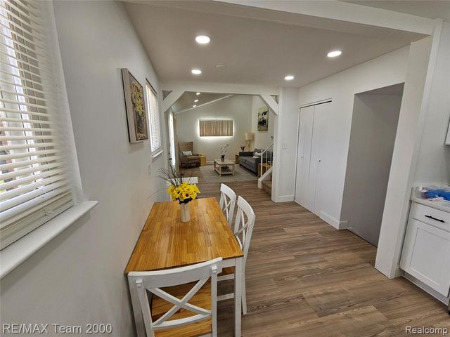 8035 Donna Street, Westland, MI 48185