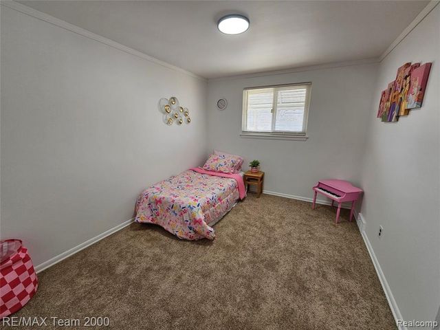 8035 Donna Street, Westland, MI 48185