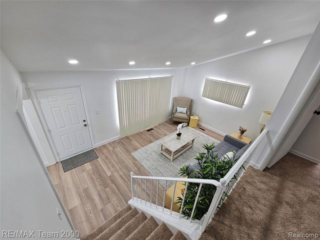 8035 Donna Street, Westland, MI 48185