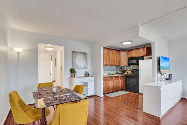 566 FANSHAW N, Boca Raton, FL 33434