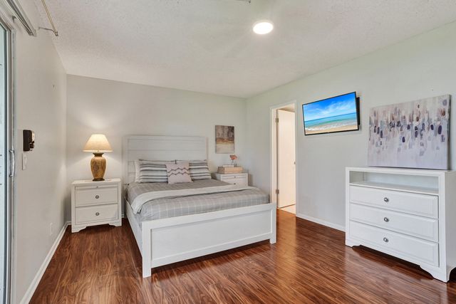 566 FANSHAW N, Boca Raton, FL 33434