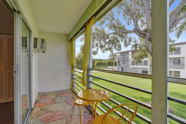 566 FANSHAW N, Boca Raton, FL 33434
