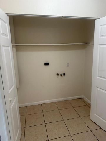 5915 NW 23RD TERRACE, Gainesville, FL 32653