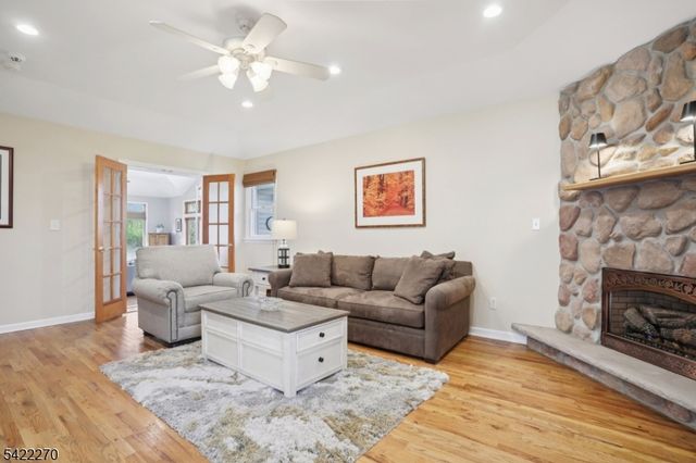 84 Westland Rd, Cedar Grove Twp., NJ 07009