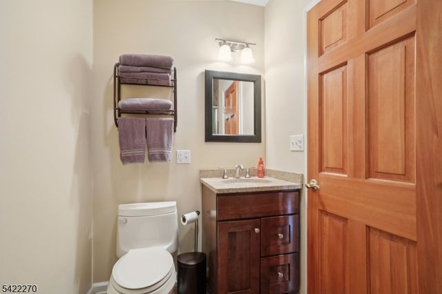 84 Westland Rd, Cedar Grove Twp., NJ 07009