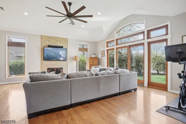 84 Westland Rd, Cedar Grove Twp., NJ 07009