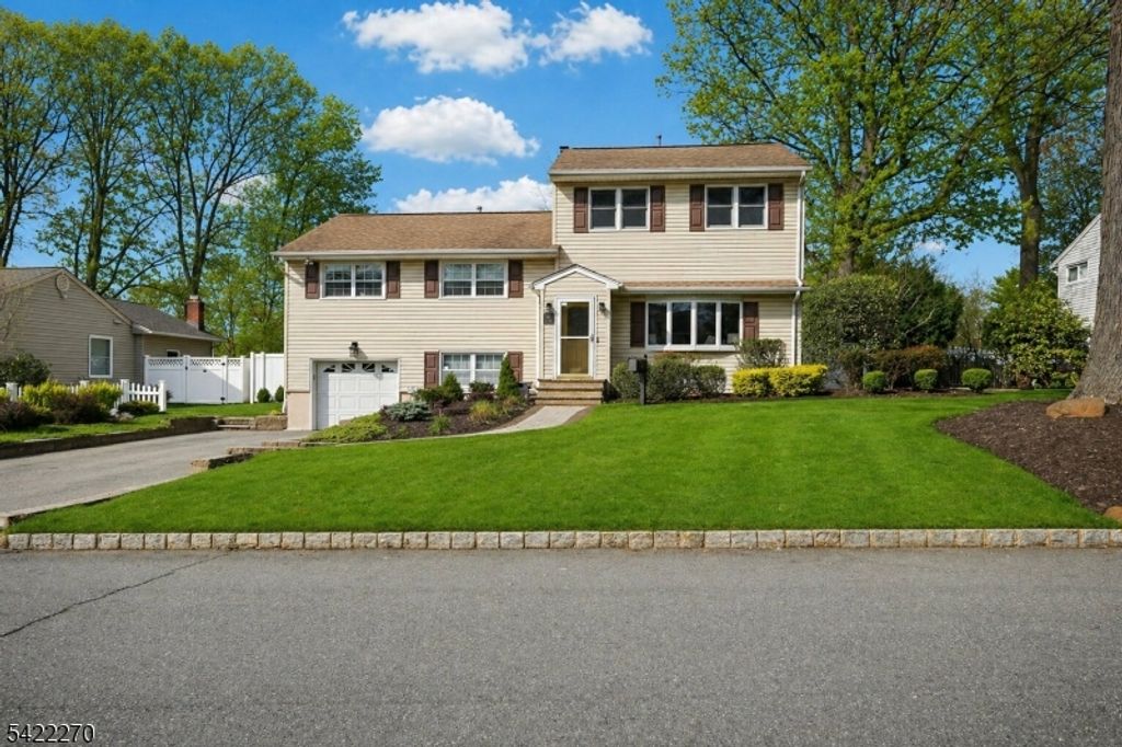 84 Westland Rd, Cedar Grove Twp., NJ 07009