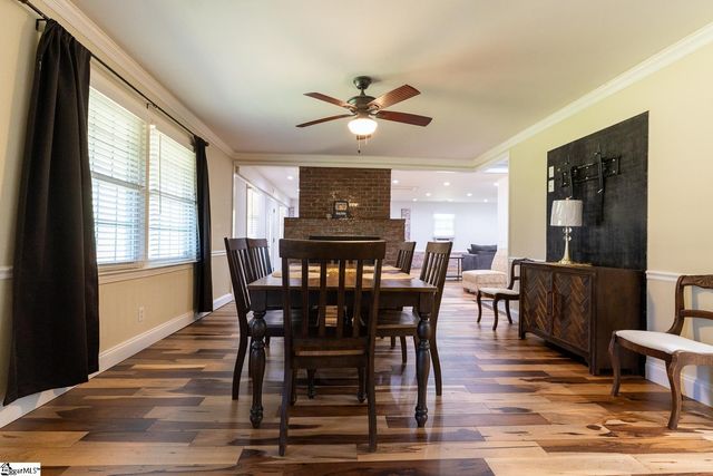 201 Knollview Drive, Greenville, SC 29611