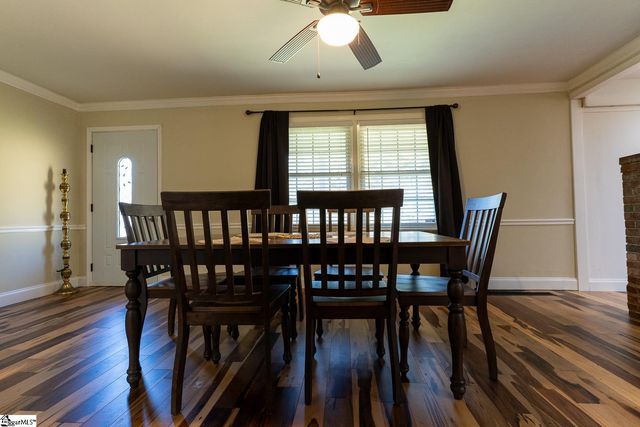 201 Knollview Drive, Greenville, SC 29611