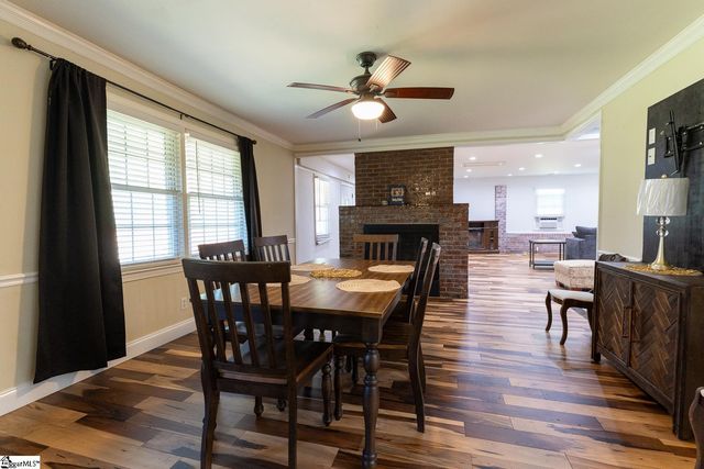 201 Knollview Drive, Greenville, SC 29611
