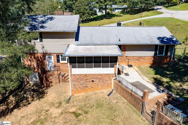 201 Knollview Drive, Greenville, SC 29611